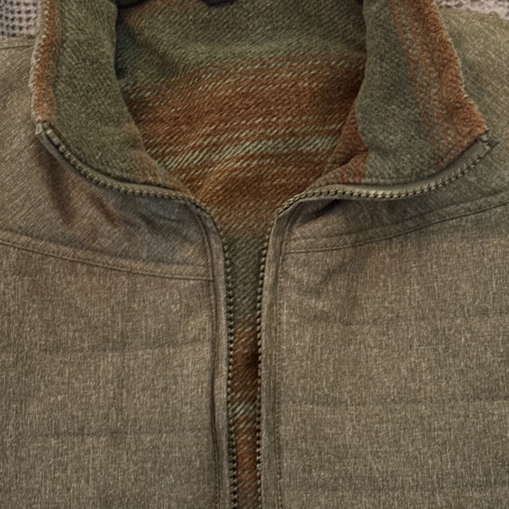 DKota Grizzly Men’s Zip-Up Jacket Vest